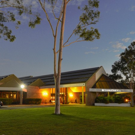 Outside view of DoubleTree Hilton Alice Springs