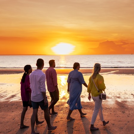 Walking along Mindil Beach